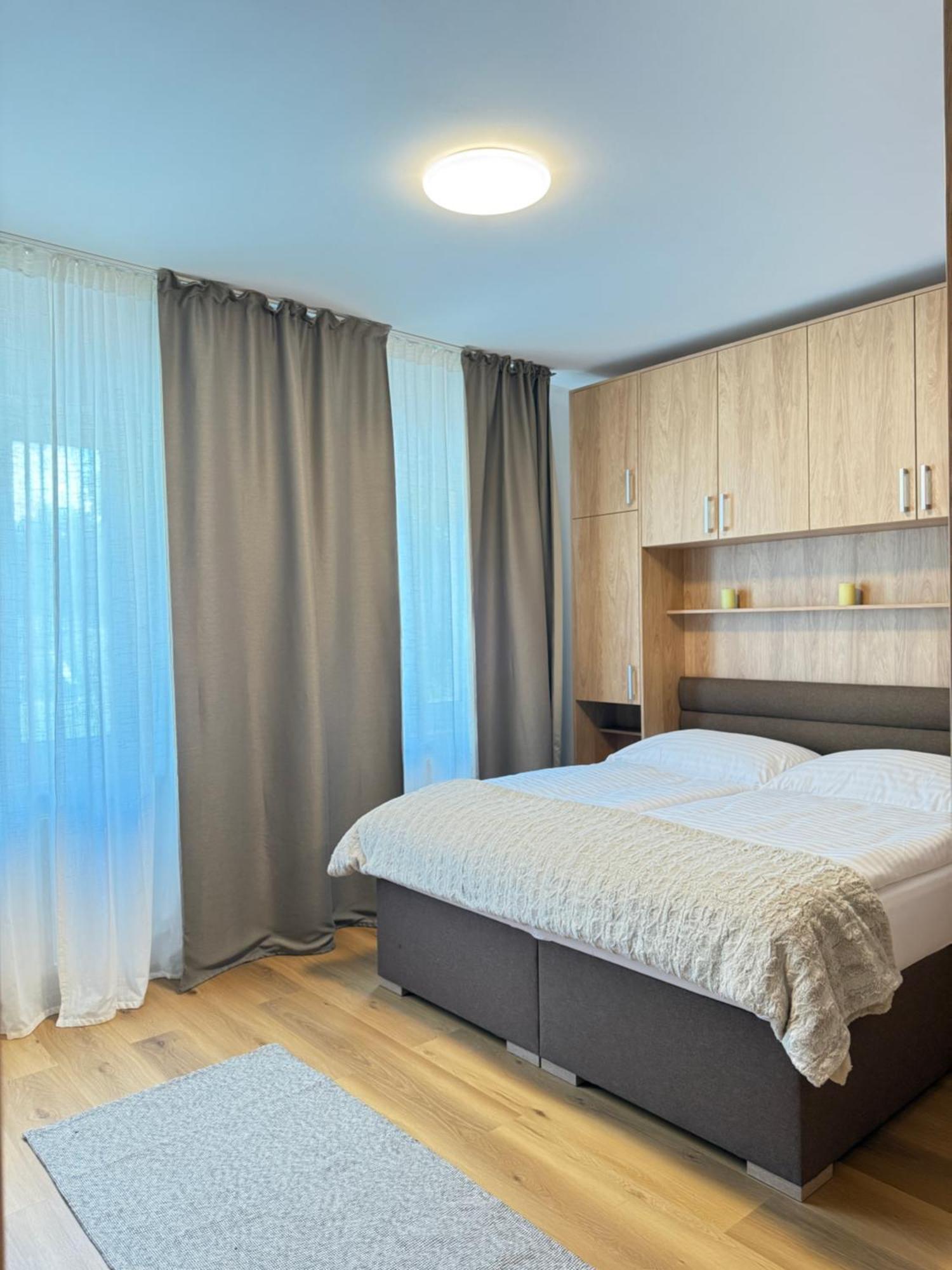 Riverside Apartment *