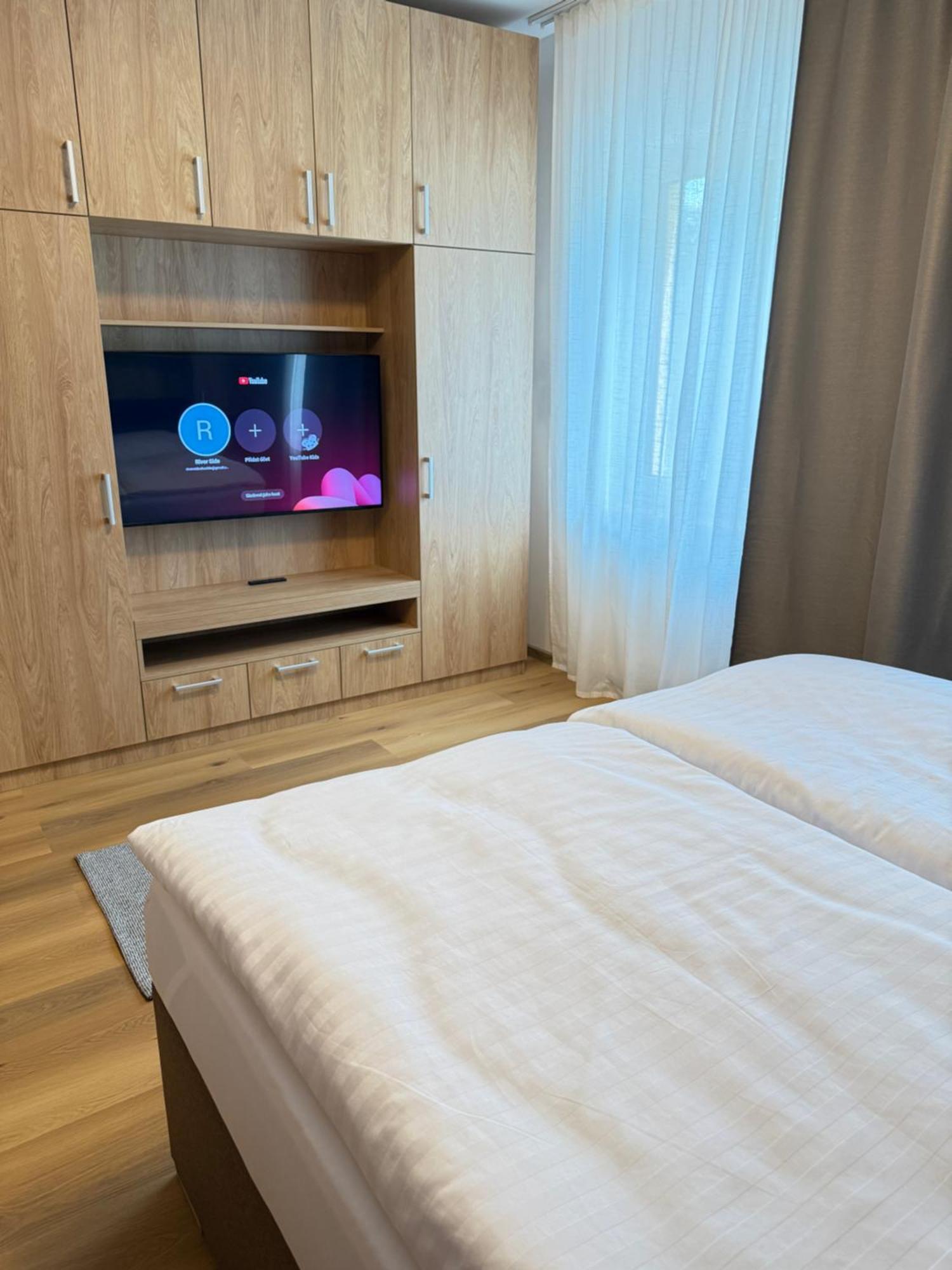 Riverside Apartment Prag